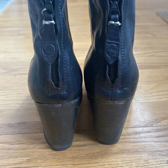 RAG & Bone sz 7 black boots back zip 4” heel great pre owned condition - Picture 6 of 8